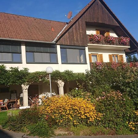Gaestehaus Der Gamser Winzerstube Bad Gams Exterior foto